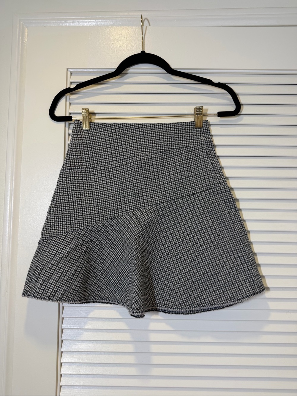 Maje Black and White Houndstooth Skater Skirt